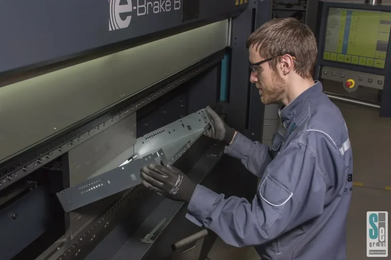 Максимальная глубина формирования добавленной стоимости в Украине среди производителей электротехнического оборудованияМаксимальная глубина формирования добавленной стоимости в Украине среди производителей электротехнического оборудования