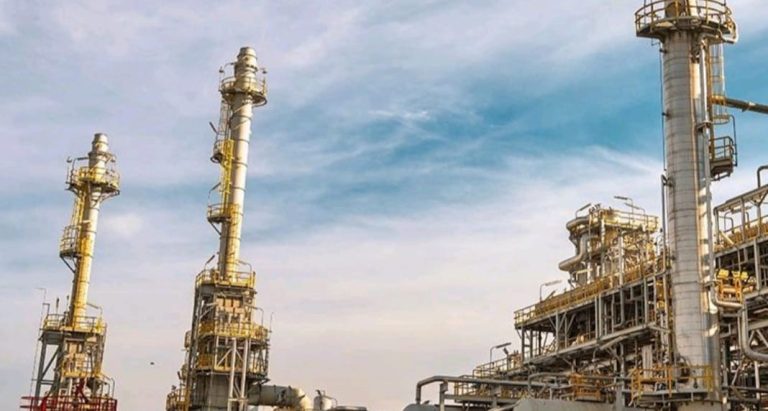 Комплексный проект по электроснабжению нефтеперерабатывающего завода на Ближнем Востоке